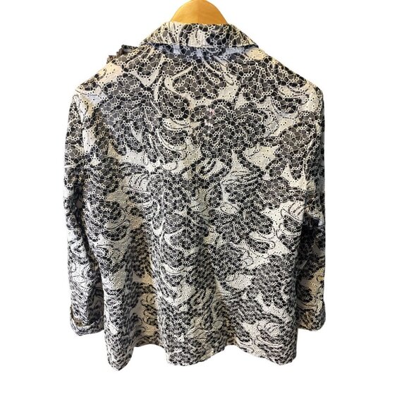 Chico's White Black Eyelet Lightweight Patterned Jacket Sz XL - Picture 2 of 8